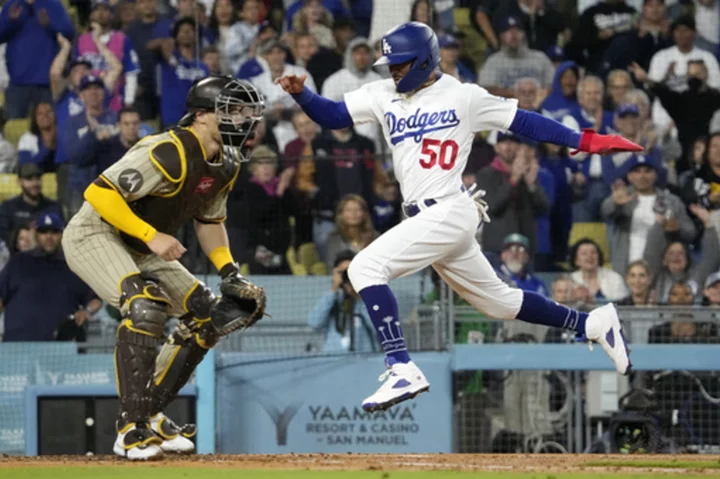 Betts, Freeman homer back-to-back, lift Dodgers to 4-2 win over Padres