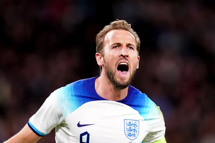 Harry Kane double helps England beat Italy to secure place at Euro 2024