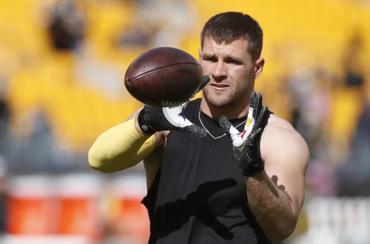 Steelers Rumors: T.J. Watt injury, WR returning, Jaylen Warren coup