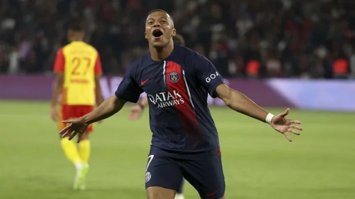 PSG president offers Kylian Mbappe update on transfer deadline day