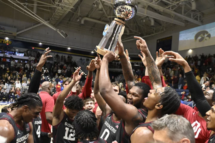 Oweh scores on tip-in with 1.4 seconds left to give Oklahoma a thrilling 72-70 win over USC