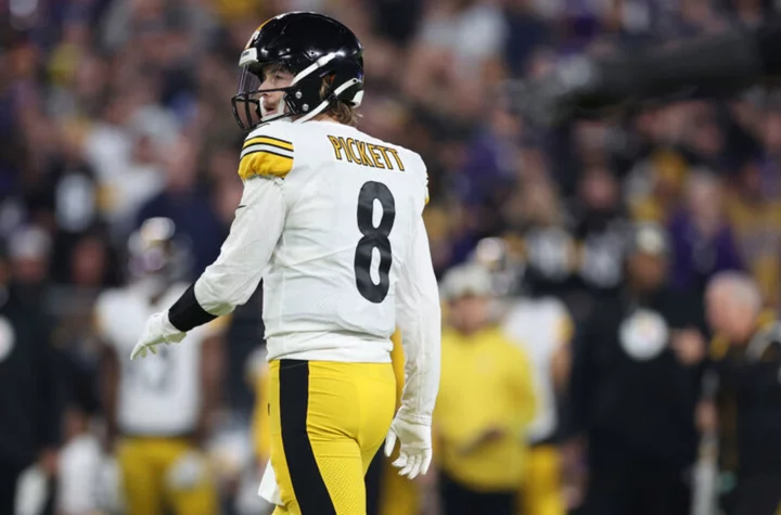 NFL Rumors: Steelers pressure Pickett, Saquon Barkley holdout, Mike Evans future