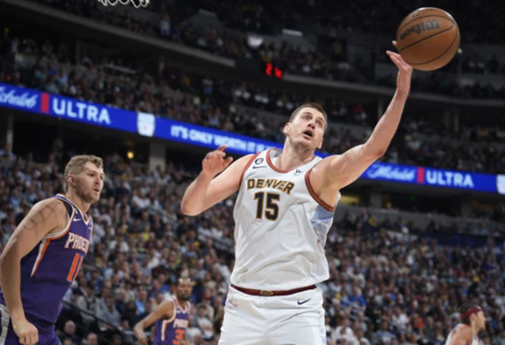 Jokic has triple-double, Nuggets rout Suns for 3-2 lead