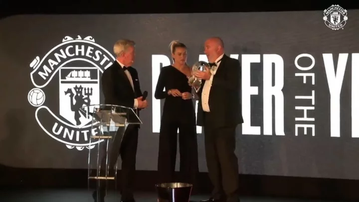 Moment Man United executive refuses to pass trophy to Lioness Alessia Russo because it’s too ‘heavy’