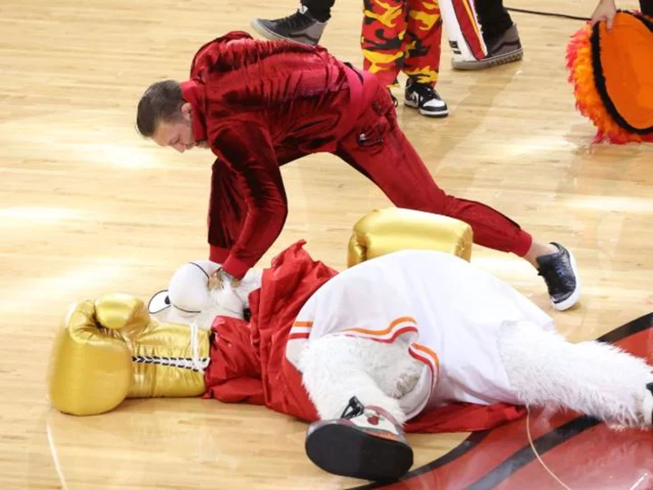 Conor McGregor sends Miami Heat mascot to hospital following punch during mid-game skit, per report