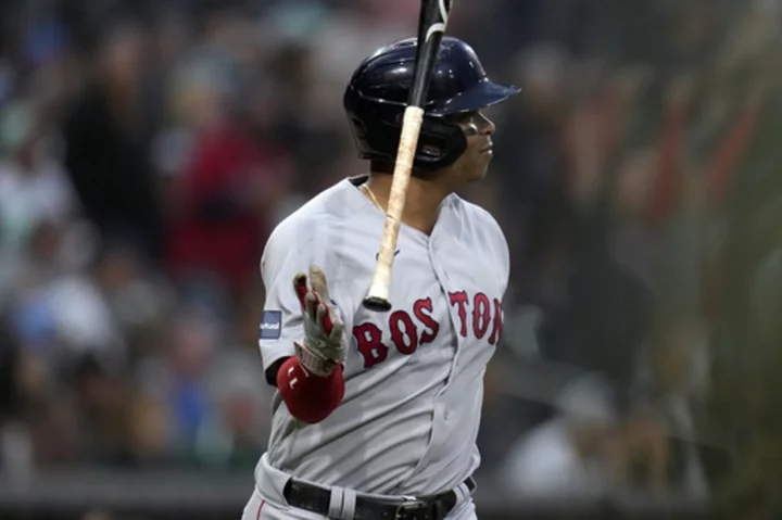 Devers homers twice, drives in 4 as Red Sox beat staggering Padres 6-1