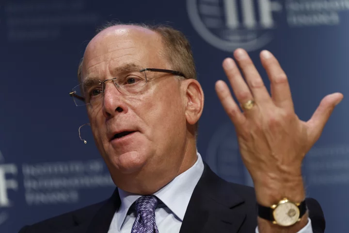 BlackRock Wants to Make It Cheaper to Trade Bitcoin, Larry Fink Says