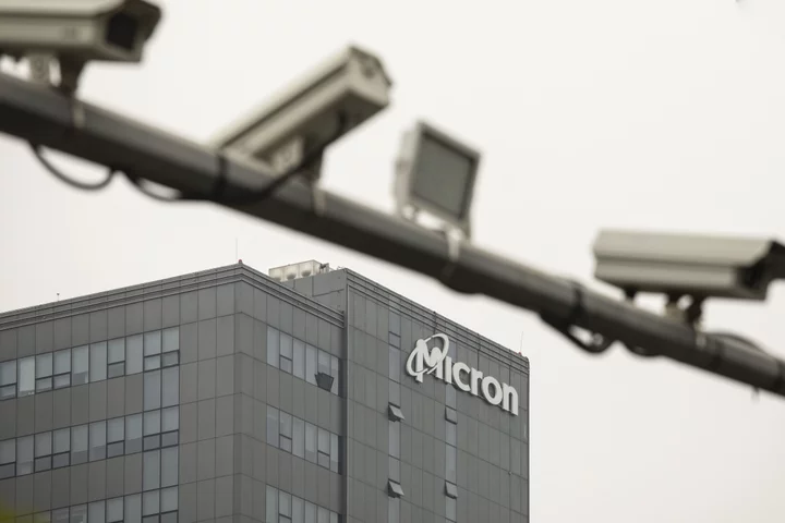 Micron Is Said to Get $1.5 Billion From Japan for Next-Gen Chips