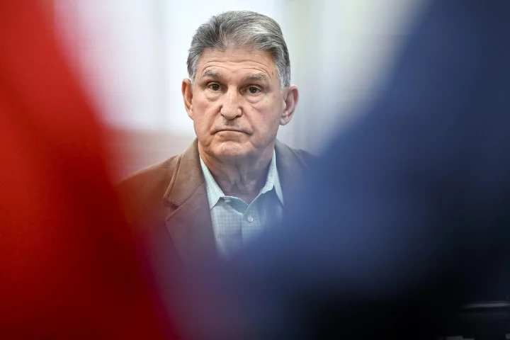 Manchin Urges Faster Power Line Approval in Permitting Reform