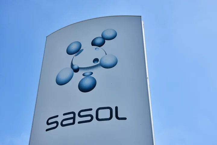 Sasol Legal Cases Mount Over Pipeline Charges, Emissions Limits