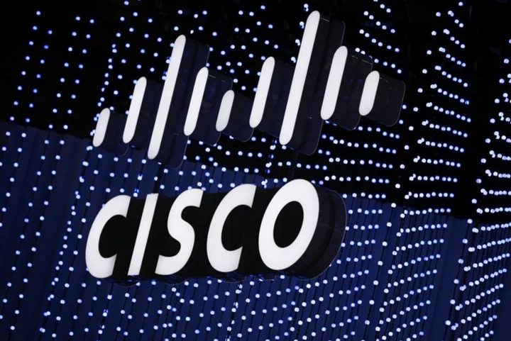 Cisco launches new AI networking chips to compete with Broadcom, Marvell