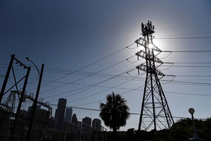 Heat wave to break power records in Texas and central US this week