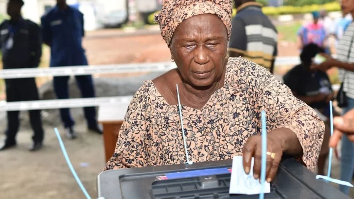 Sierra Leone election: Tense poll amid fears of violence