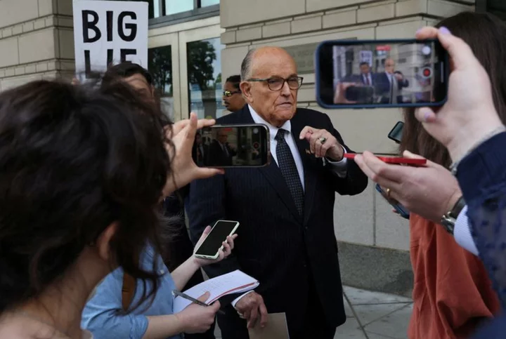 Trump ex-attorney Rudy Giuliani heads to Georgia to face election charges